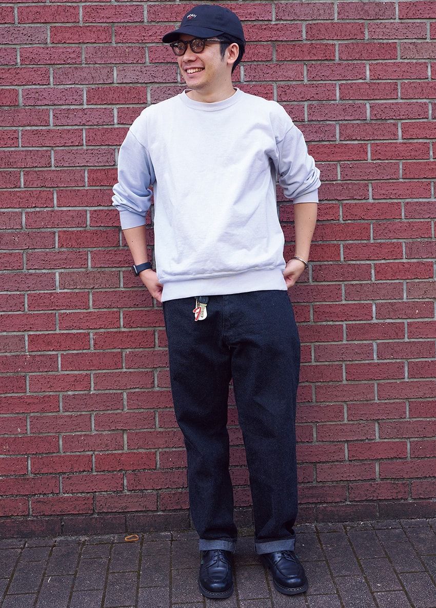 スウェット＝オーラリー　パンツ＝キャプテン サンシャイン　靴＝パラブーツ