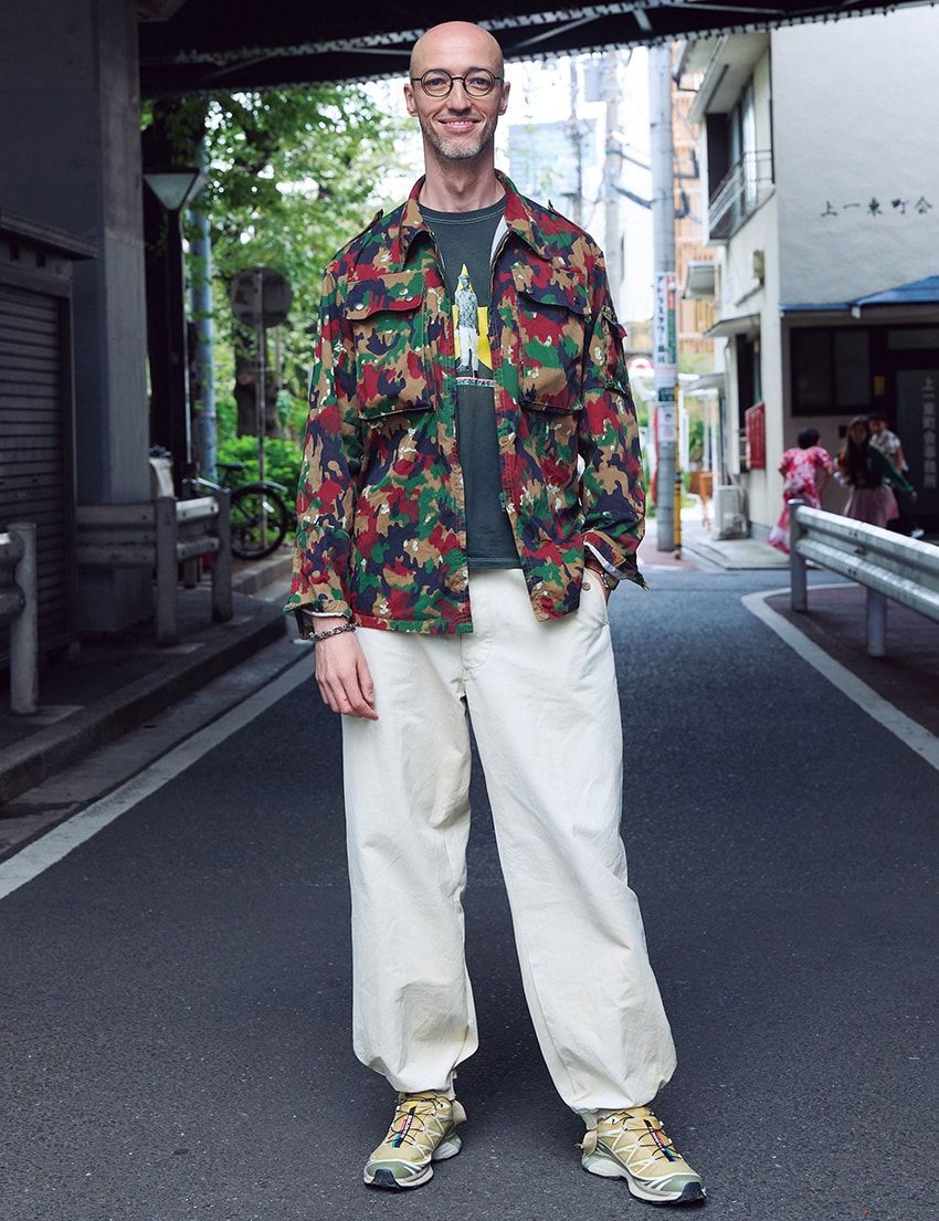 ジャケット、パンツ＝古着