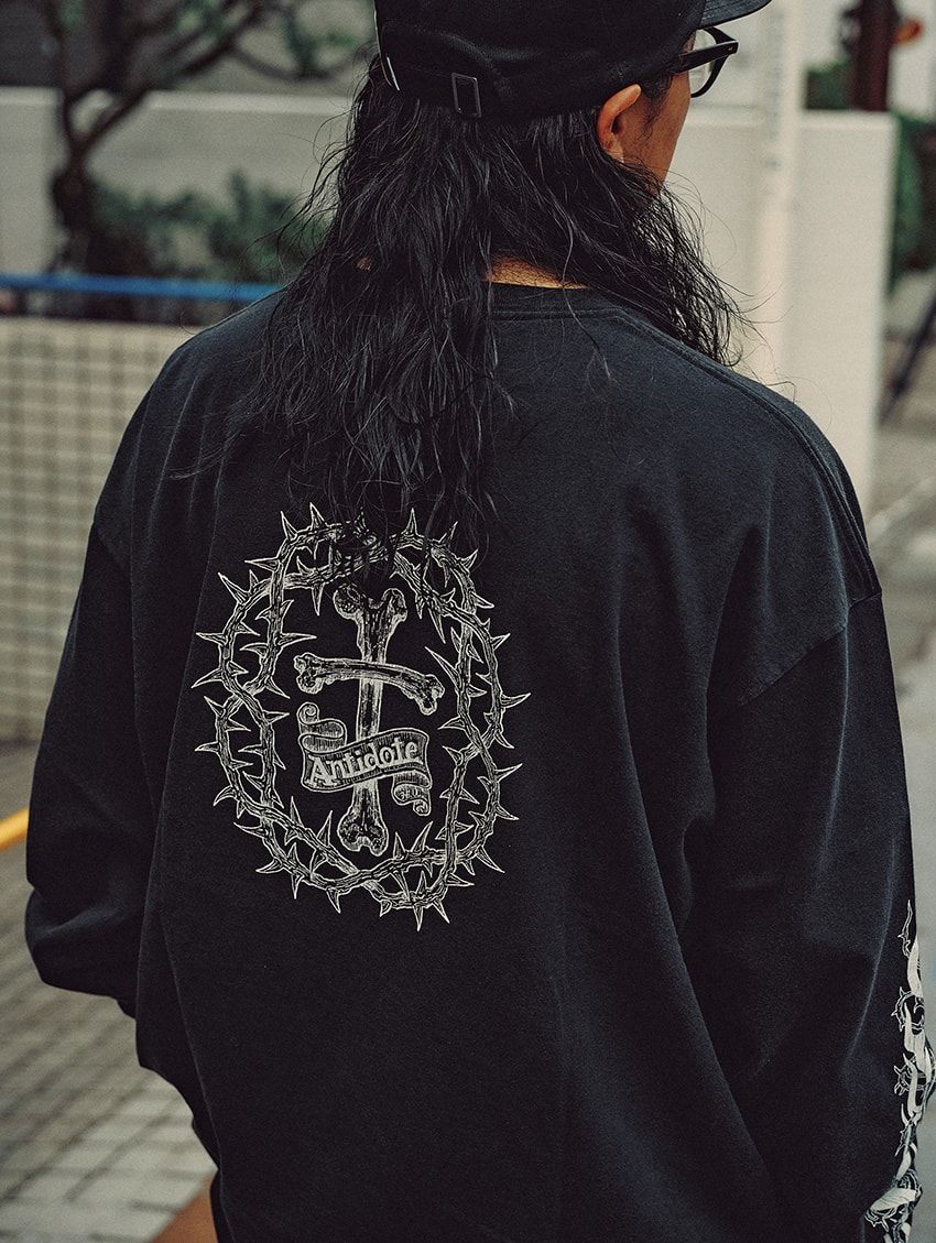 背中のグラフィックで“好き”を表現！ 街角で見つけた、7人のセンス良き“バッグショット“ - 2枚目の画像