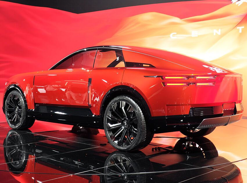 リアサイドウインドウにも鳳凰マークが鎮座する。