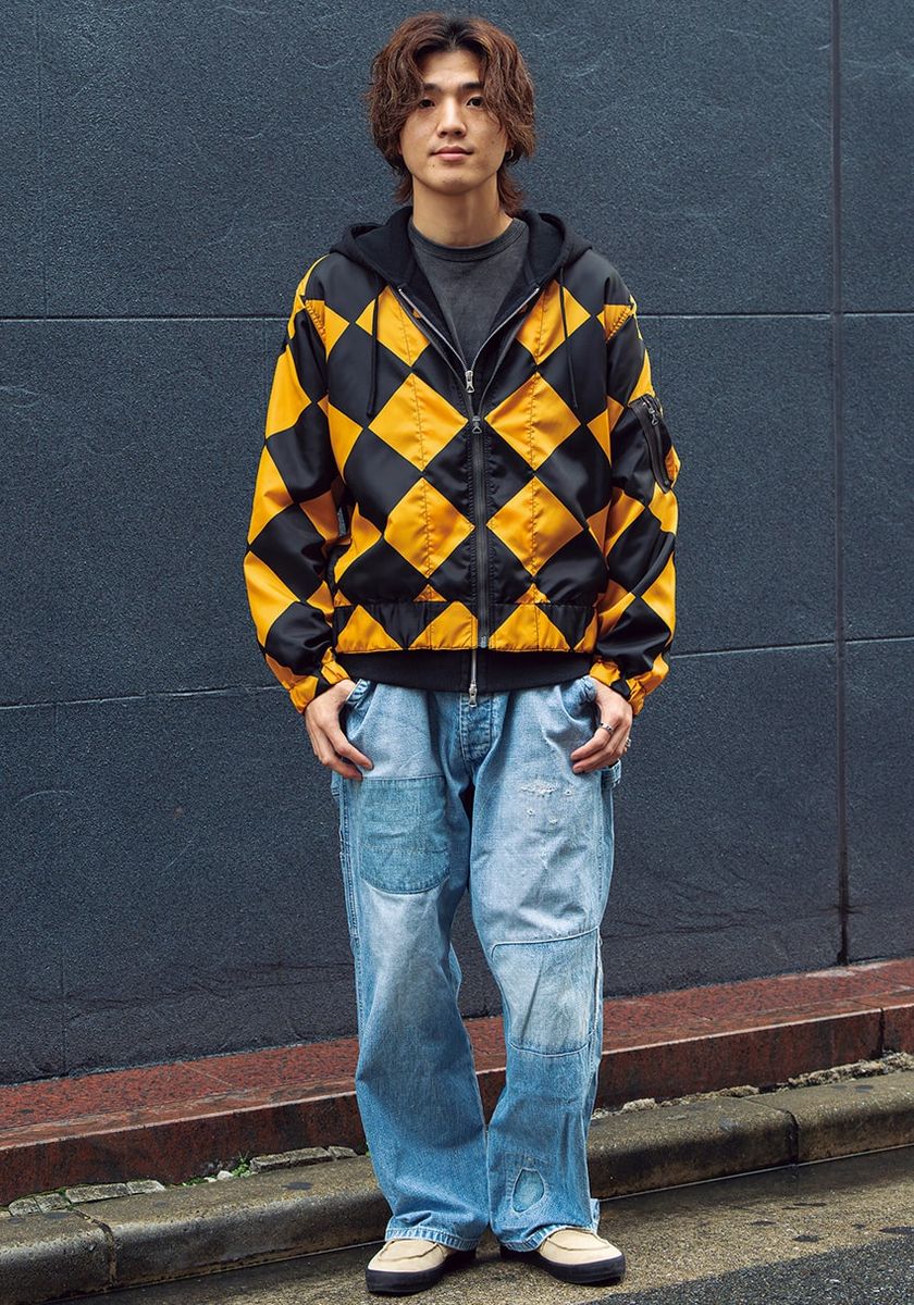 ジャケット＝バズリクソンズ　パーカ＝レイニングチャンプ　デニム＝ポーター クラシック