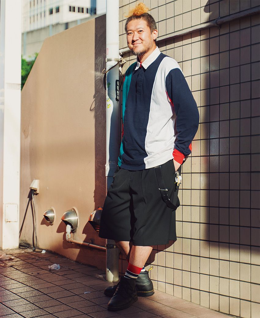 シャツ、ショーツ＝古着