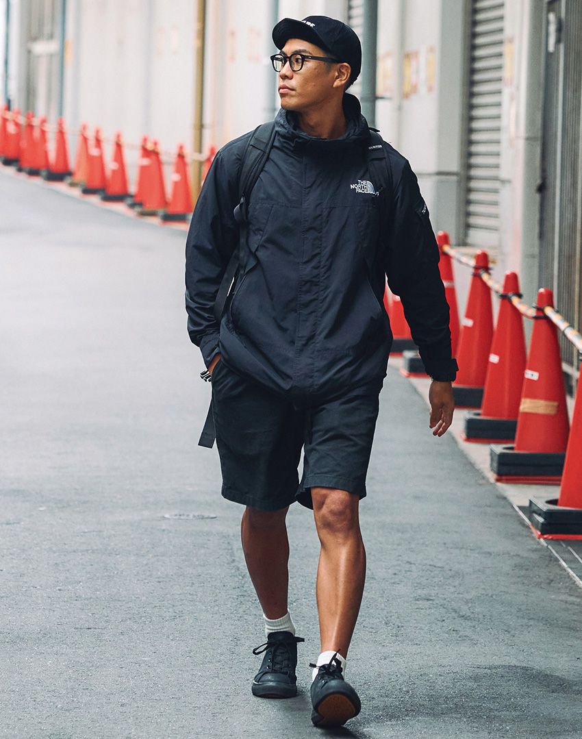 ストリート薫る“長袖×短パン”。季節の狭間にちょうどいい、好バランスをスナップで - 22枚目の画像