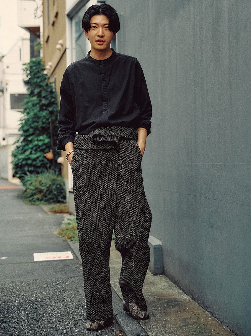 シャツ、パンツ、靴＝シーオール