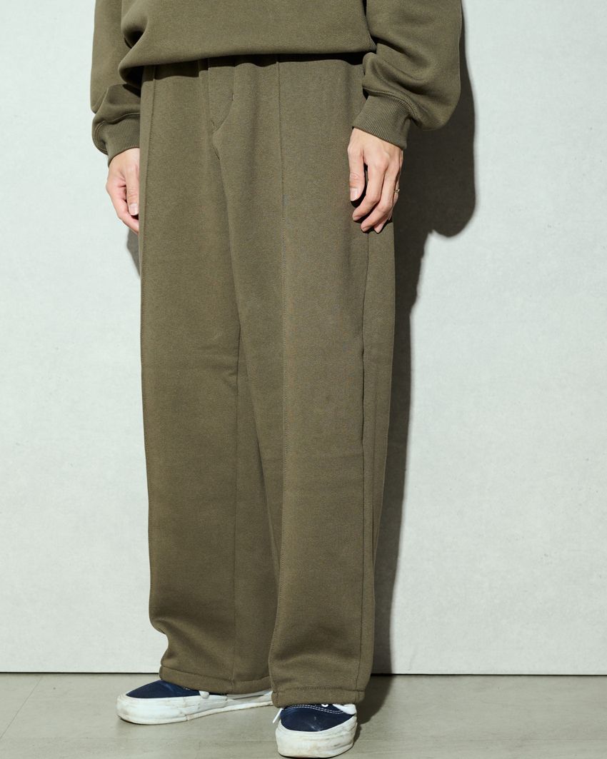 「GU×エンジニアド ガーメンツ」初コラボの魅力を検証！スウェット&ニットカーデを試着レビュー - 4枚目の画像