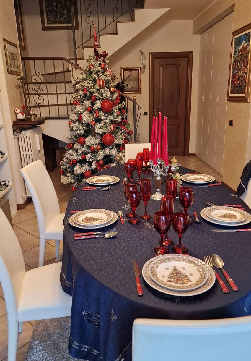 「クリスマスは食の耐久レースだ！」実はロマンチックじゃない!? イタリア現地の様子をマッシが激白 - 10枚目の画像