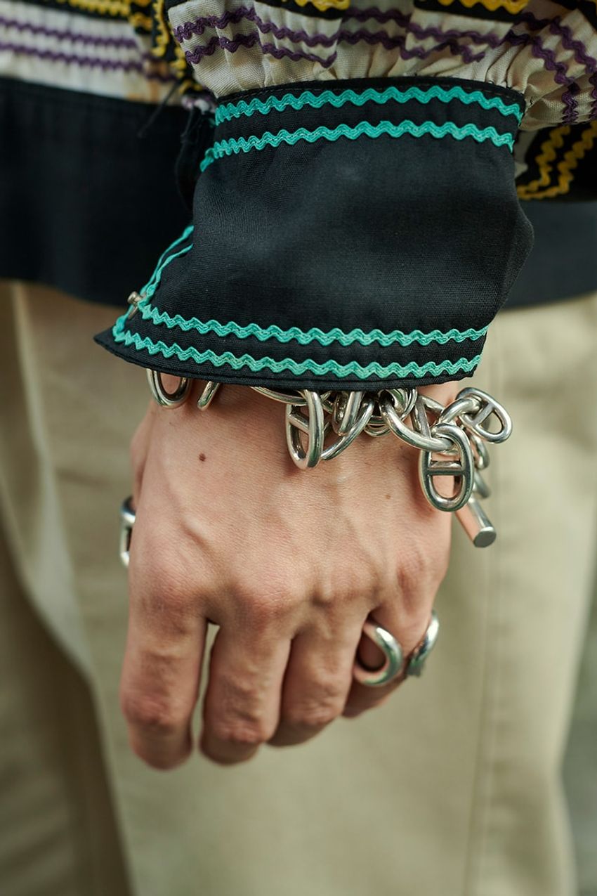 冬こそコーデに彩りを！“カラフルアウター”に挑戦し、攻略した5人の洒落者たち - 11枚目の画像