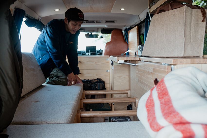 カスタム費700万円の「トヨタ ハイエース」でもまだ不満!?とろサーモン村田のこだわり詰まったカスタム車 - 18枚目の画像