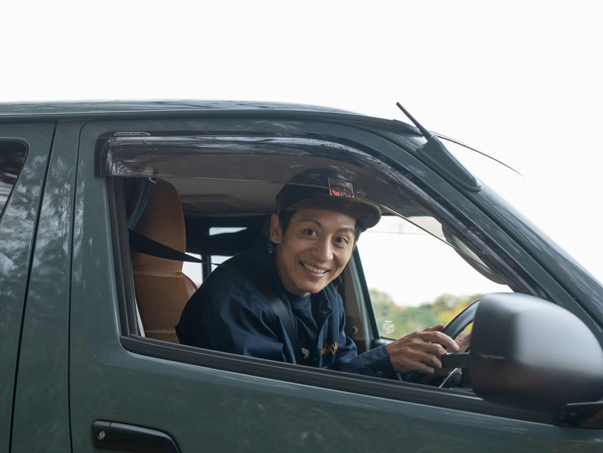 カスタム費700万円の「トヨタ ハイエース」でもまだ不満!?とろサーモン村田のこだわり詰まったカスタム車 - 23枚目の画像