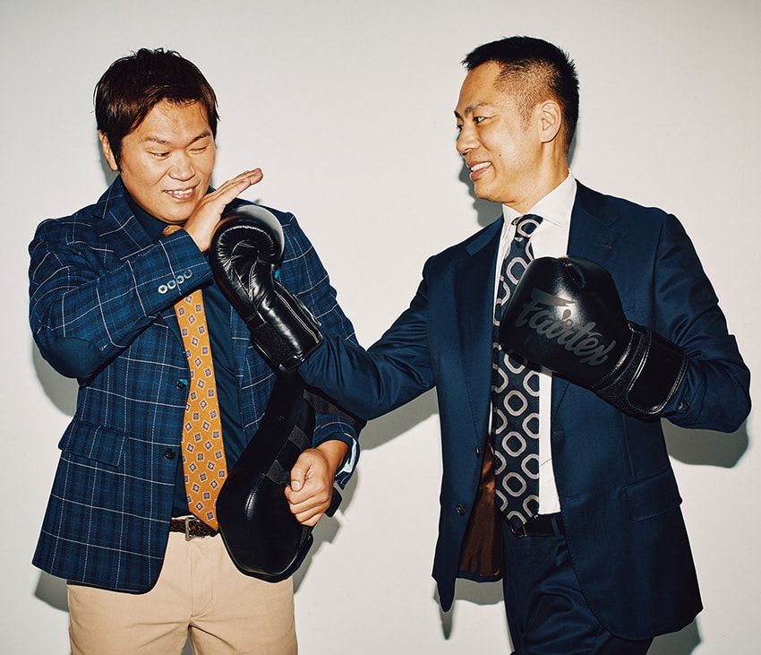 撮影時、小比類巻さんのミットに多彩なパンチを打ち込んだ齋田さん。「でもパンチはまだまだです。もっと練習しなければ」と自己分析する。