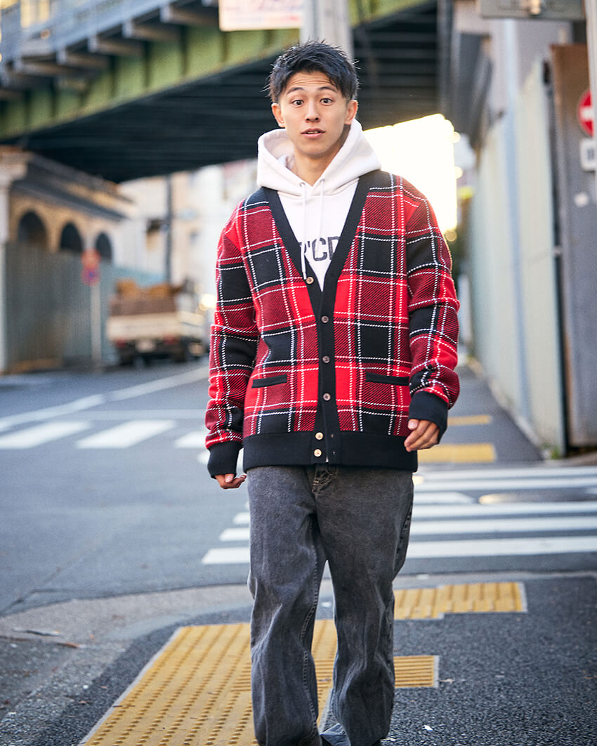 ムエタイ世界王者・吉成名高をパパラッチ！黒デニムで魅せた等身大の
