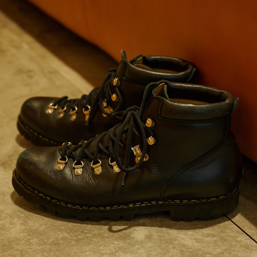 美品❗️glamb レザー シャルドンブーツ　マウンテンブーツ 敏腕スタイリストたちが溺愛する“一軍靴”。ブーツ熱が再燃中の6人の選択肢