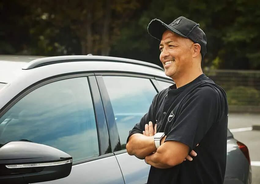 YOU、小野伸二、イモトアヤコetc. 著名人の愛車を一斉パパラッチ！「俺のクルマと、アイツのクルマ」傑作選！ - 10枚目の画像