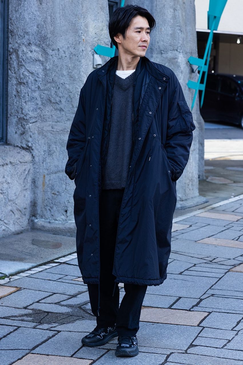 スラックスには「ハイテクスニーカー」がよく合う！“ハズし”で合わせた洒落者5人の好例 - 7枚目の画像