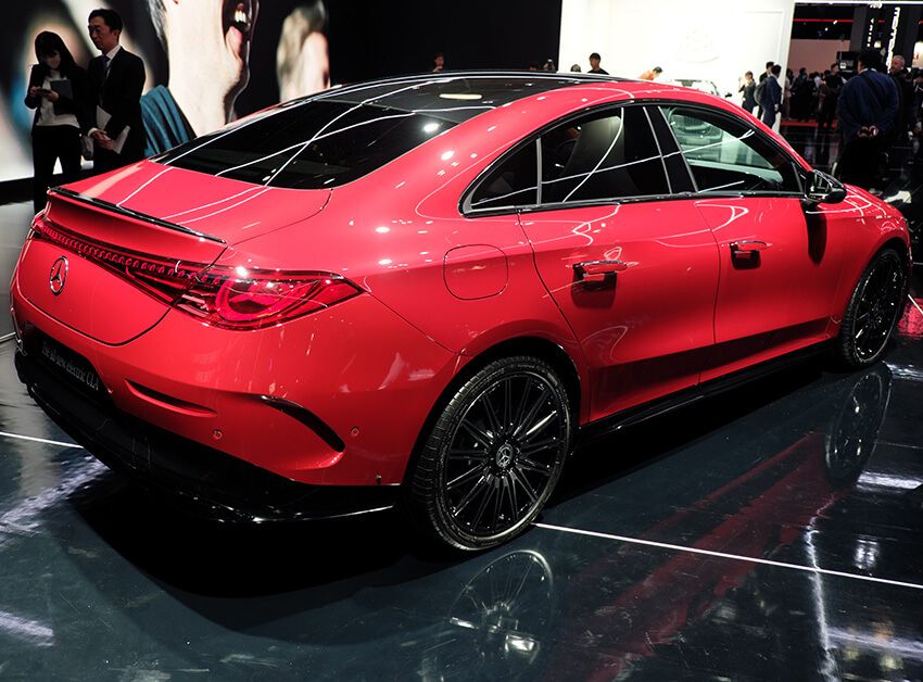 メルセデスAMG GTのようなセクシーなリアビュー。