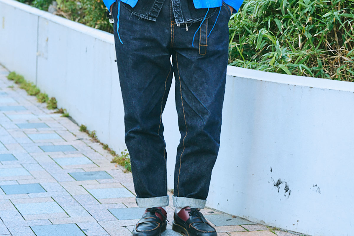 リーバイス、カーハートetc.冬のデニムコーデ5選を街角スナップで