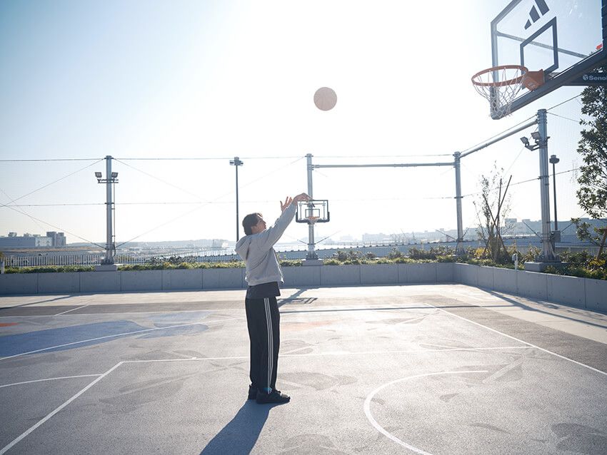 身長188cm、10等身の神スタイル！バスケ界のNo.1モテ男・テーブス海の私服をスナップ - 22枚目の画像