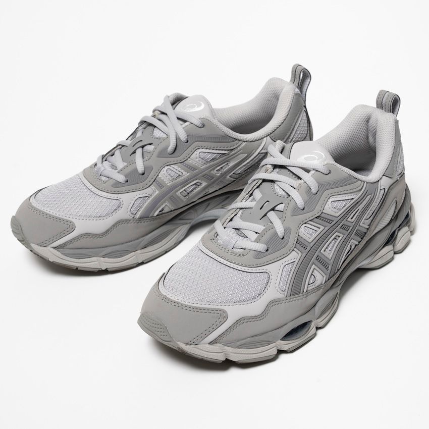 1万8700円／アシックス（アシックスジャパン