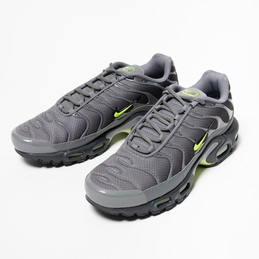 2万3100円／ナイキ スポーツウェア（NIKE カスタマーサービス　0120-6453-77）