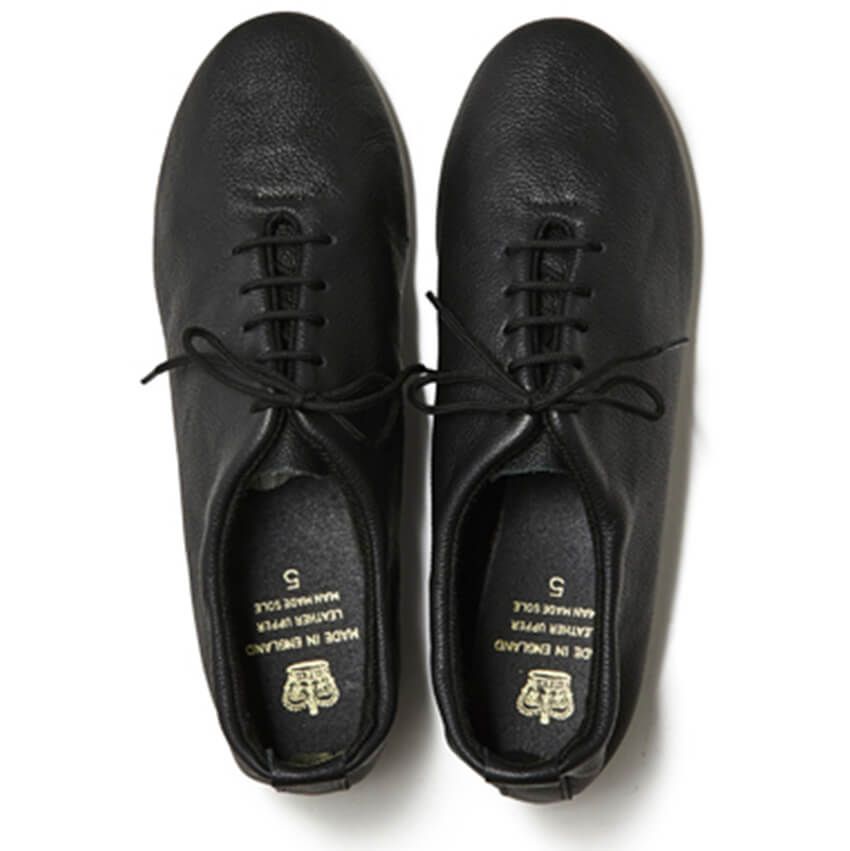 300人いた職人が、わずか5人に。滅びかけた名門が生んだ“ジャズシューズ”の逆転劇 - 4枚目の画像