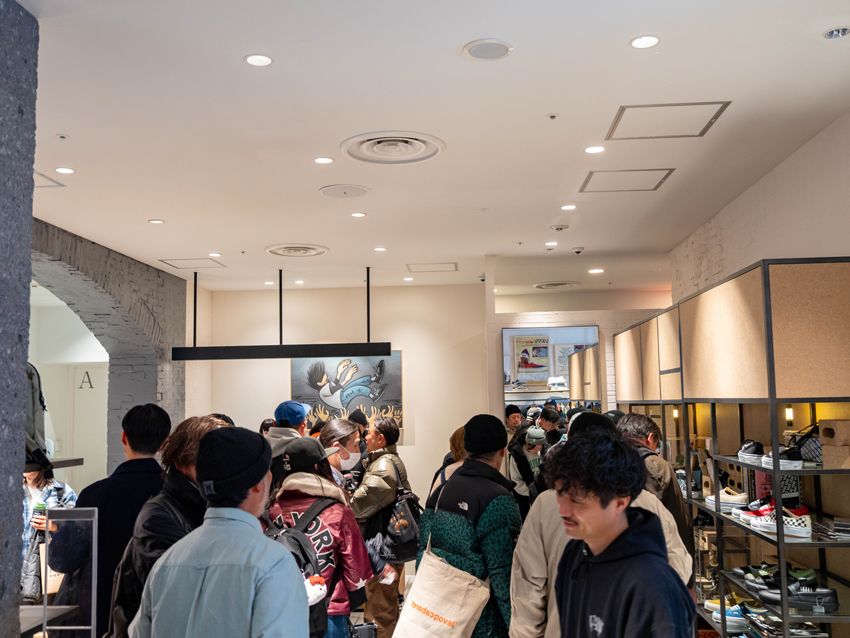 業界人9名の「ヴァンズ」スタイルを一斉パパラッチin渋谷！5カ月限定、“新拠点”の魅力とともに - 13枚目の画像