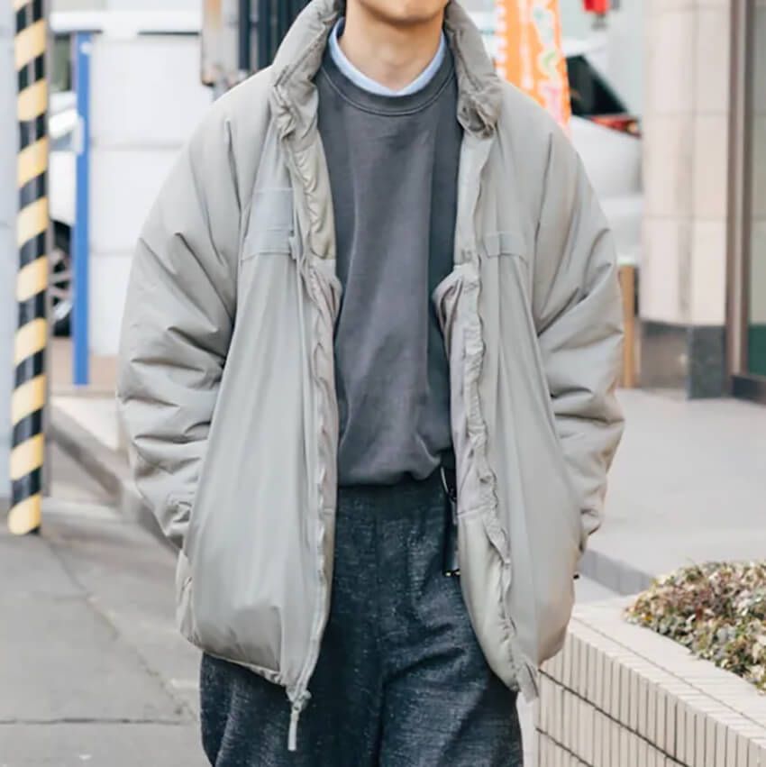 寒い日も一発解決！“大きめアウター”をお洒落に纏った大人たちをパパラッチ！ - 1枚目の画像