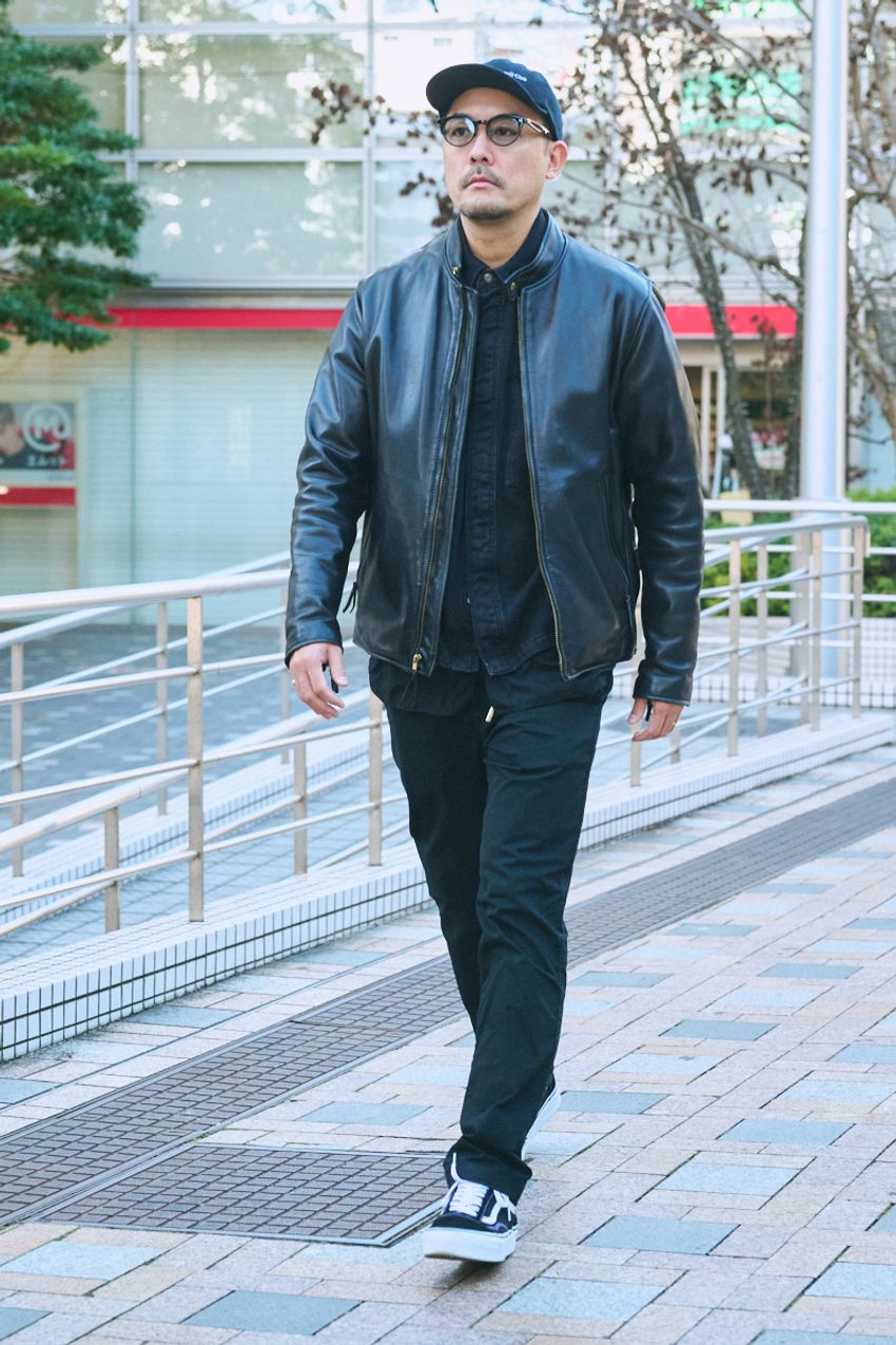 “革ジャン”か“MA-1”か。今季トレンド「短丈ジャケット」の選びと着こなしを5名のスナップで - 4枚目の画像