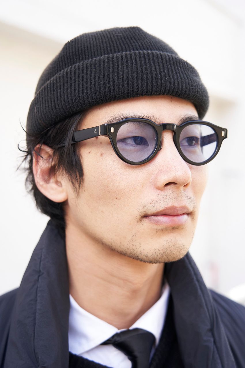 “オールブラックコーデ”は真冬こそ本領を発揮する！多彩に黒を遊んだ5人をピックアップ - 9枚目の画像