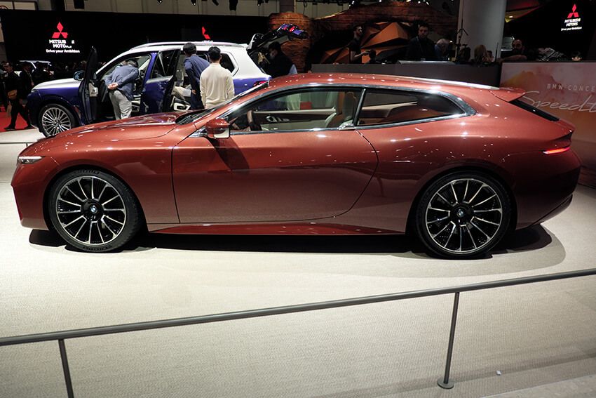 まだまだ面白い未来のエンジン車！宇宙船のようなカローラや牛糞で走るスズキ車、数億円のBMWなど - 8枚目の画像