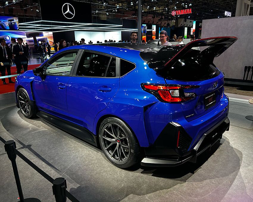 車名の「B」はボクサーエンジン（水平対向エンジン）から取ったようだ。