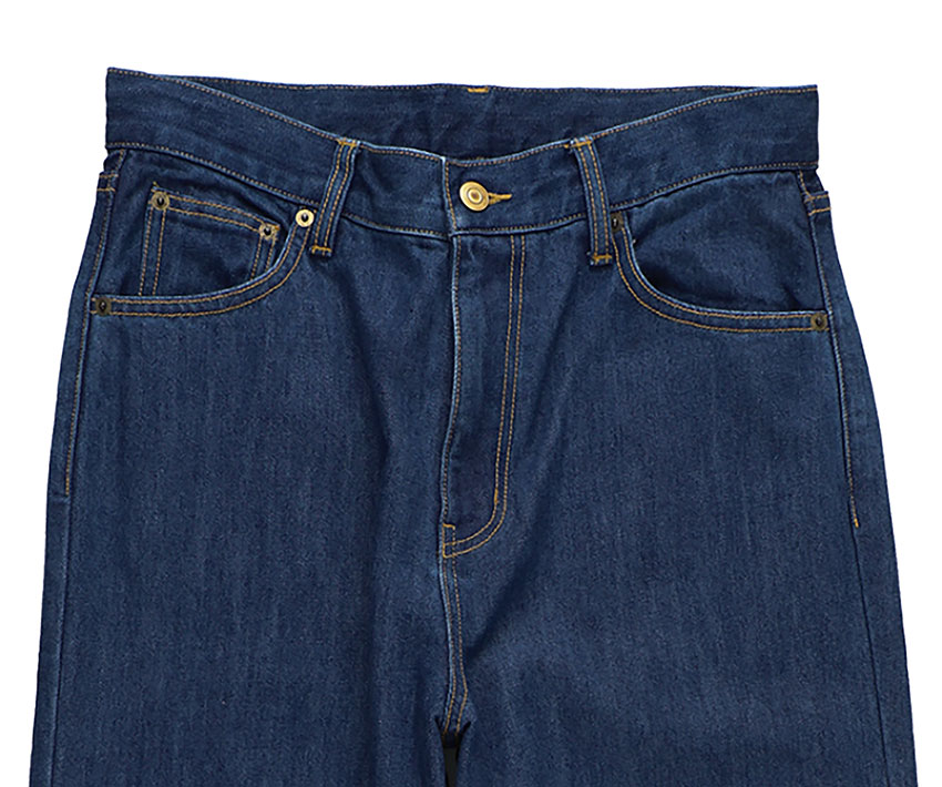 ダウンの名門「ナンガ」から初の“デニム”が登場！アウトドア基準で再