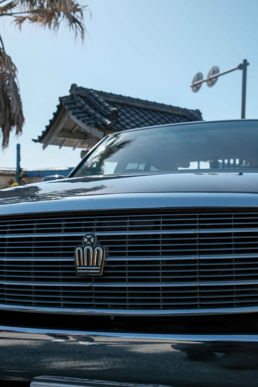 令和の今、あえて選んだ「いつかはクラウン」。’99年式トヨタ・ステーションワゴンをプロサーファーが駆る理由 - 7枚目の画像