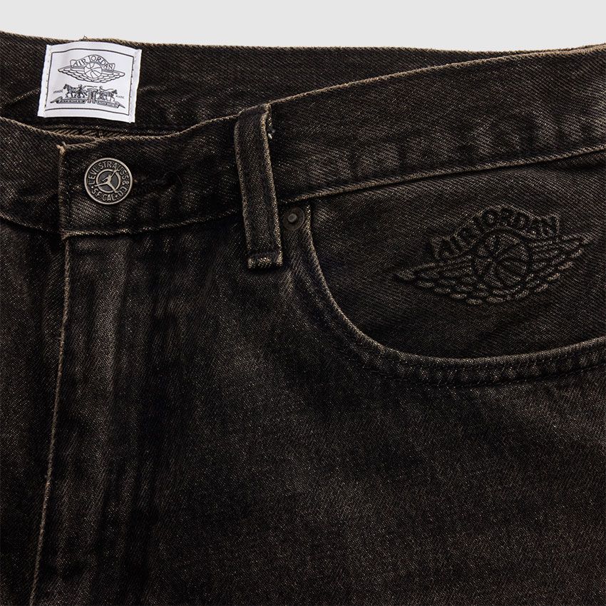 リーバイスとのコラボが再び！“サード”のGジャン、デニムシャツ、もちろん主役は「エア ジョーダン 3」 - 43枚目の画像