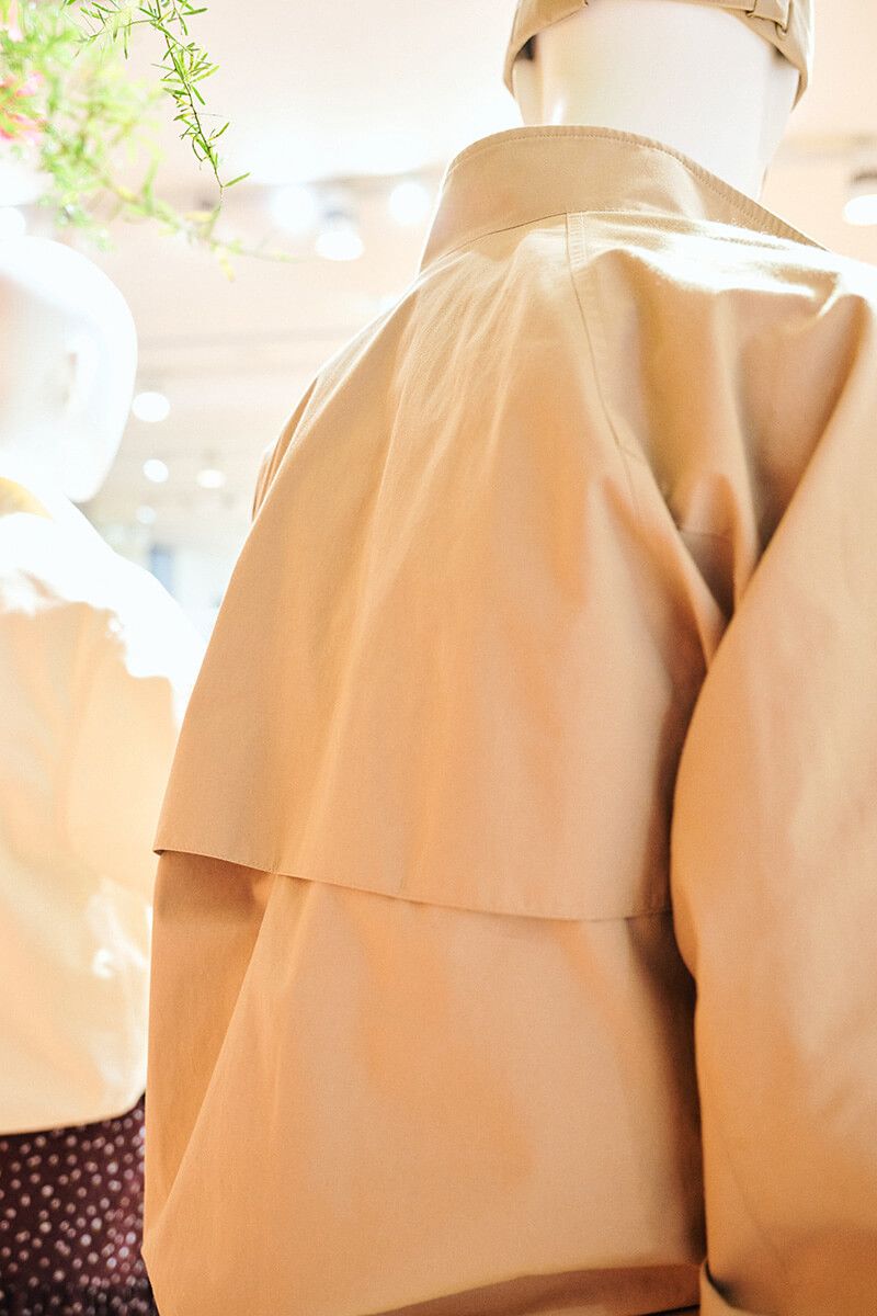 ラグランスリーブで動きやすさもGOOD！