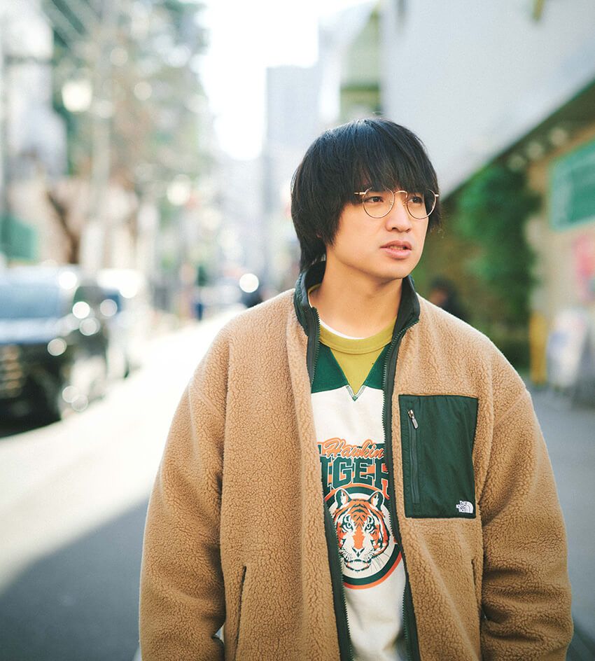 エバース佐々木＆町田の私服姿をパパラッチ！35万円のモンクレールを公開、GUのパンツをコンビで愛用！ - 15枚目の画像