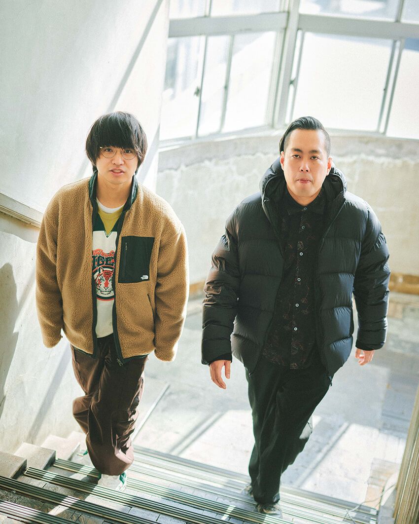 エバース佐々木＆町田の私服姿をパパラッチ！35万円のモンクレールを公開、GUのパンツをコンビで愛用！ - 8枚目の画像