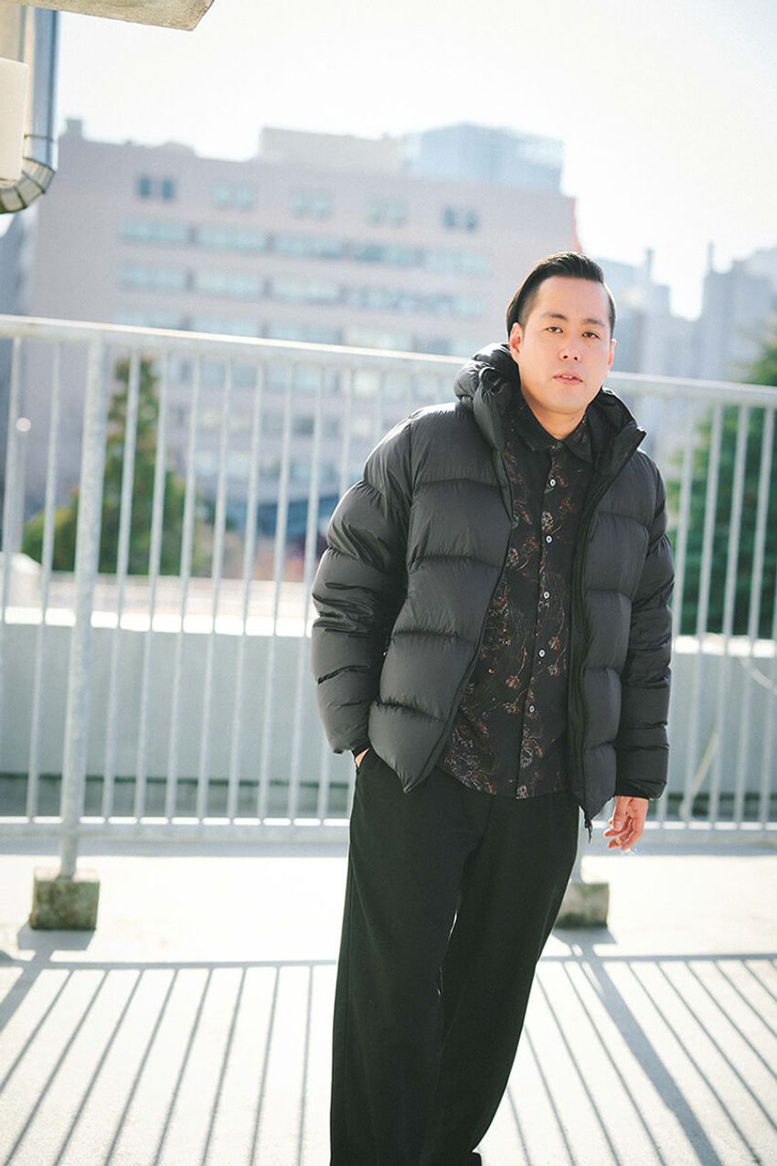 エバース佐々木＆町田の私服姿をパパラッチ！35万円のモンクレールを公開、GUのパンツをコンビで愛用！ - 12枚目の画像