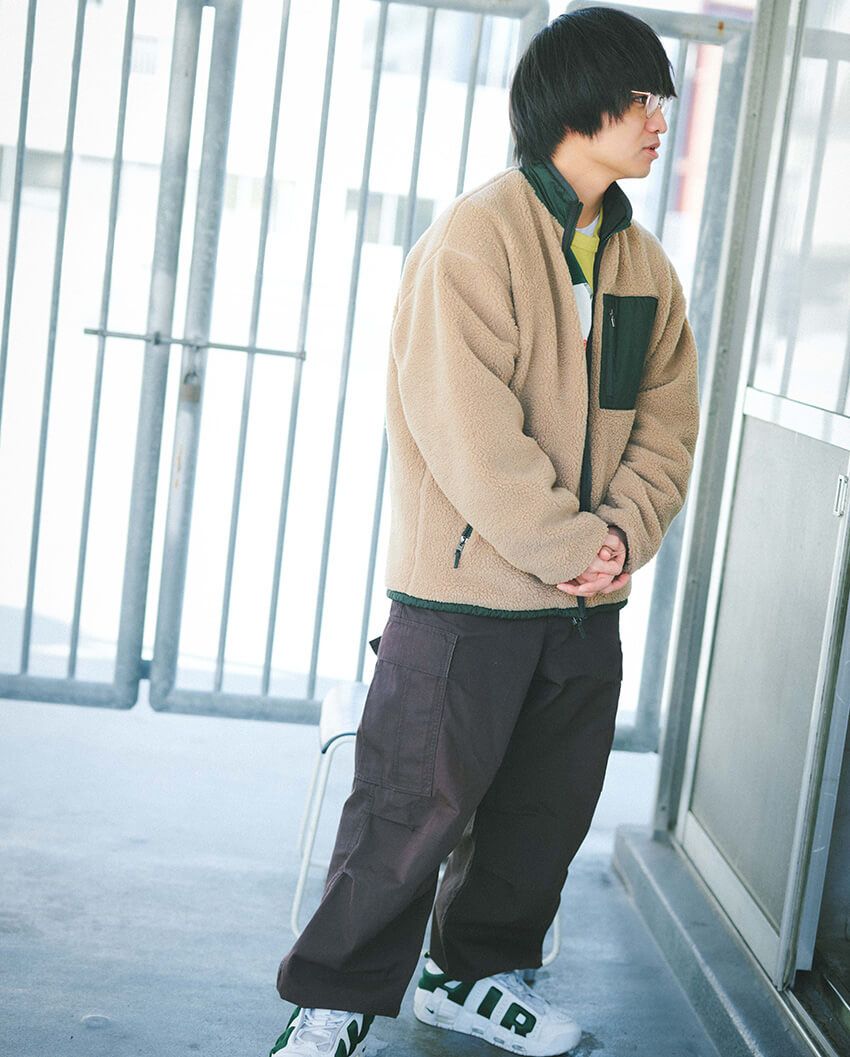 エバース佐々木＆町田の私服姿をパパラッチ！35万円のモンクレールを公開、GUのパンツをコンビで愛用！ - 5枚目の画像