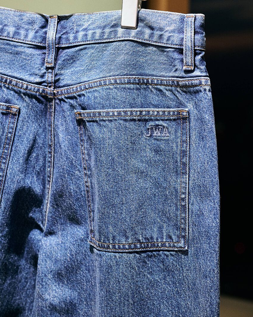 オール4990円！「ユニクロ」が本気で作った2026年の新作デニム5選を一挙公開 - 9枚目の画像
