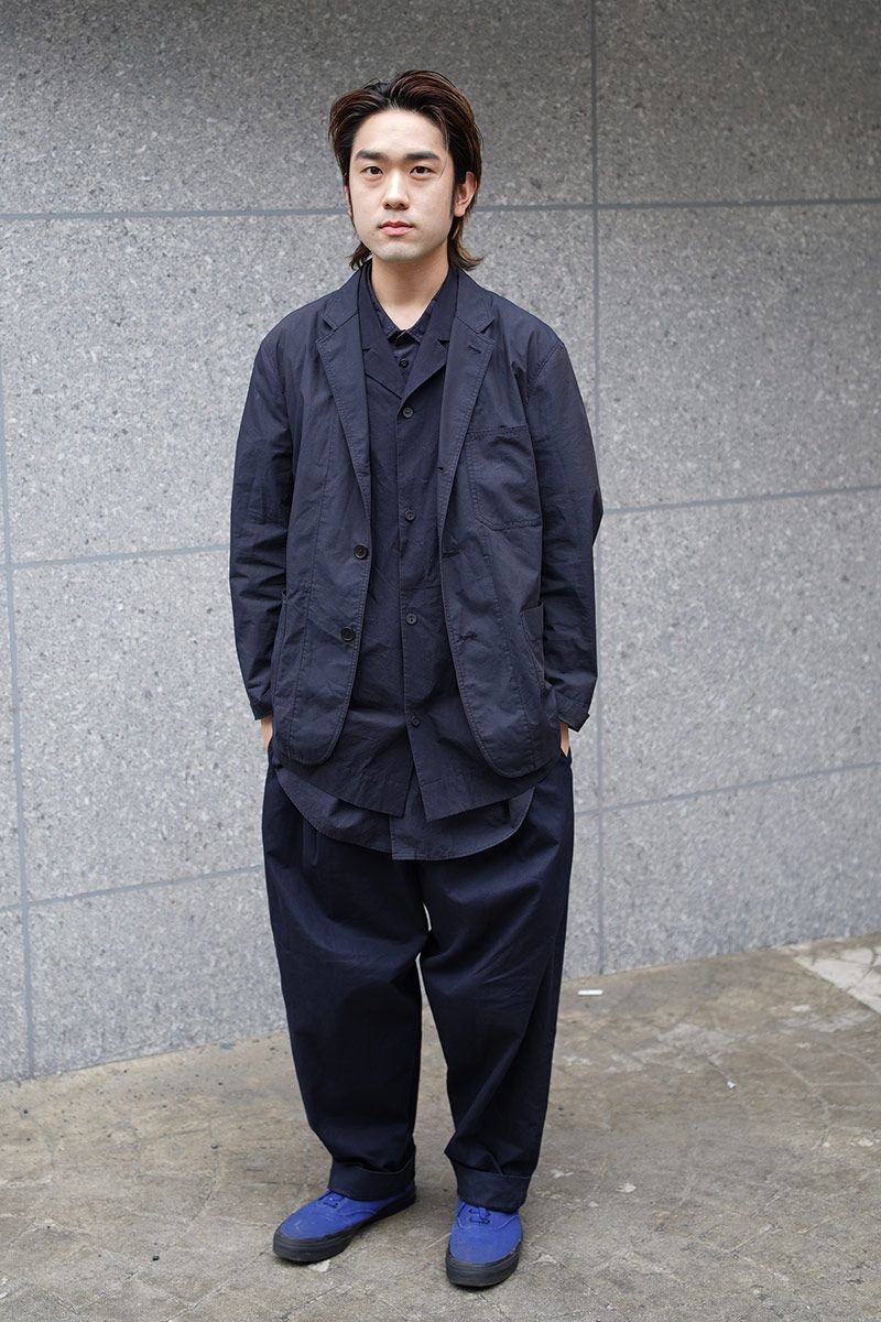 ジャケット＝ユニクロ