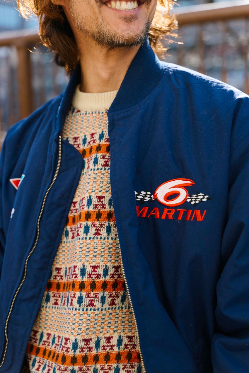 街を染める「ブルーアウター スタイル」5つの模範解答。黒や白にも負けない定番カラーの魅力 - 11枚目の画像