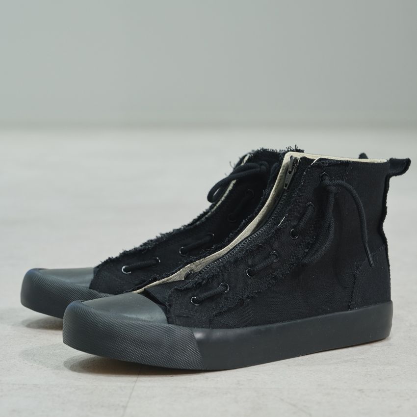 「GU×アンダーカバー」最新7アイテムを試着レビュー。1万円以下のセットアップ、デニム、スニーカーetc. - 33枚目の画像