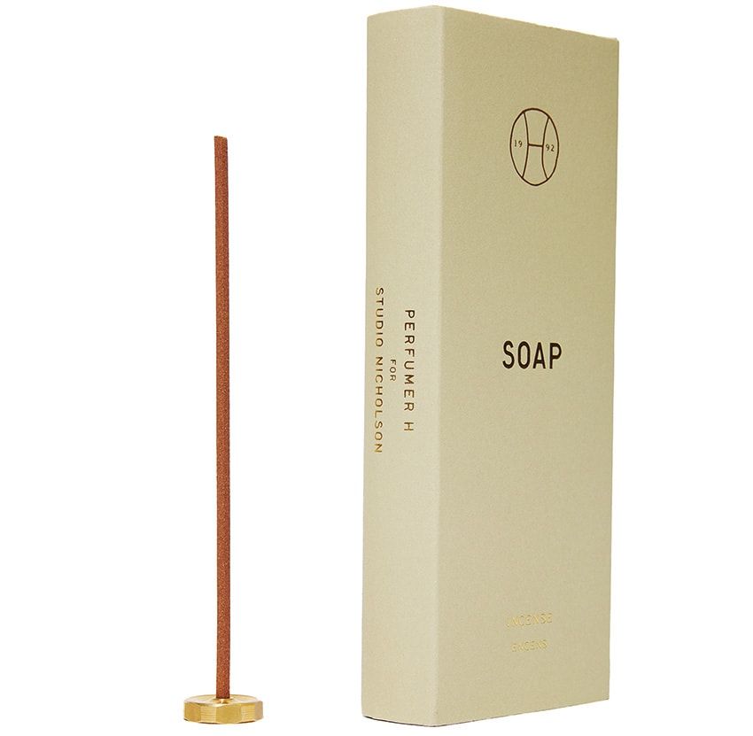 インセンス6820円／パフューマー エイチ × スタジオ ニコルソン（パフューマー エイチ  伊勢丹新宿店　03-3352-1111）