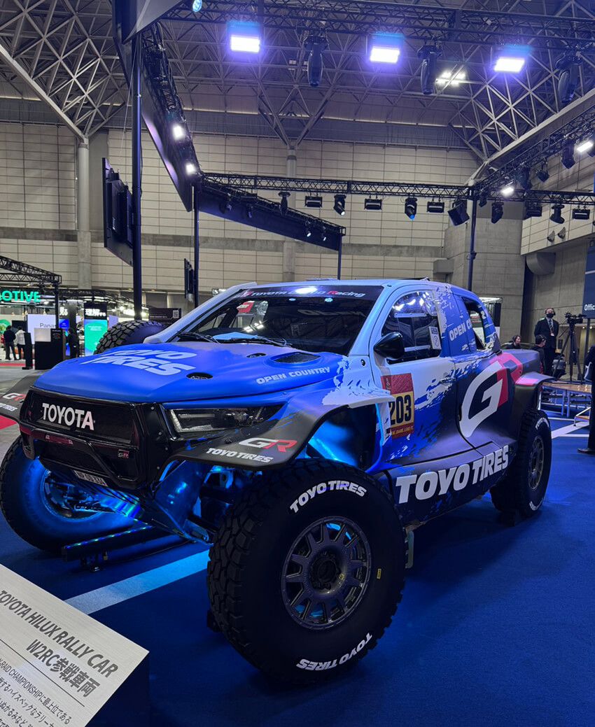 トーヨータイヤのトヨタ ハイラックス ラリーカー。2026年もW2RCに参戦するそうです。