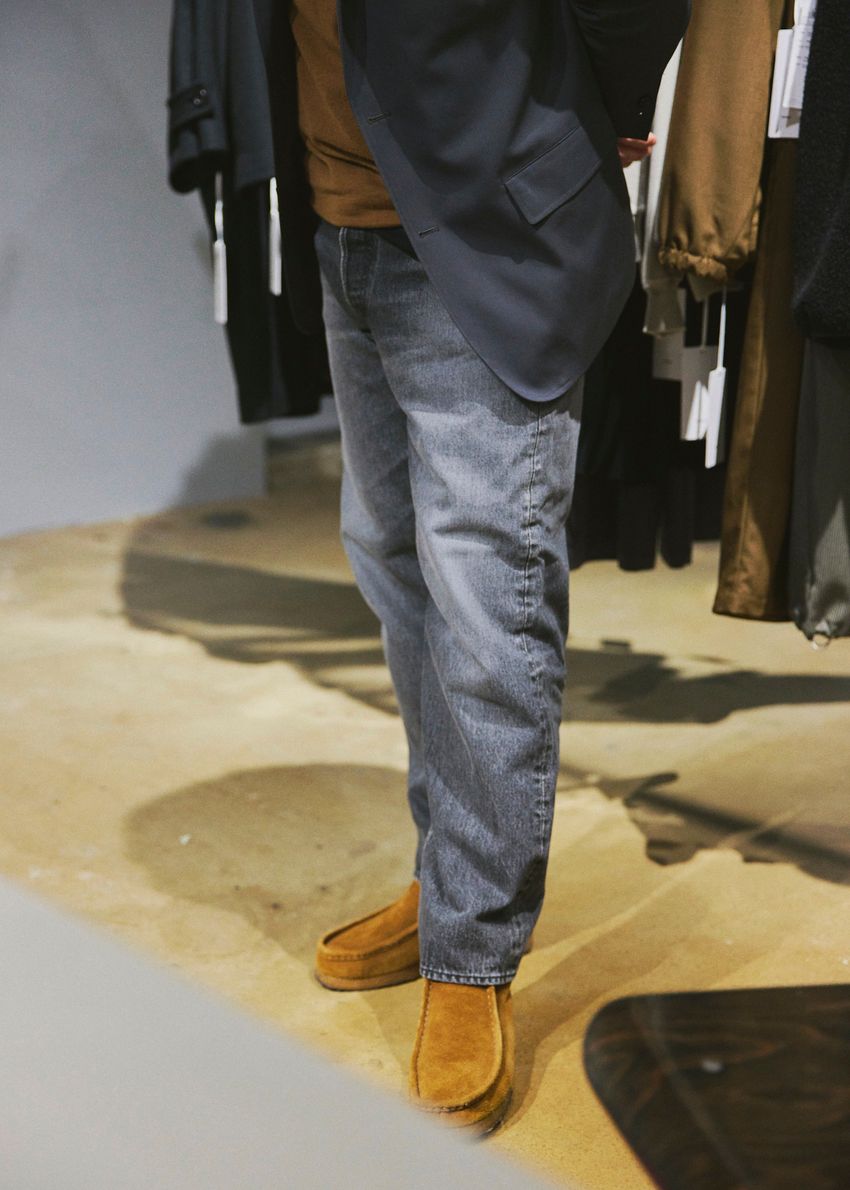 「501はサッカーで鍛えた脚にも合う」イタリア帰りの業界人が辿り着いた、ユーロ製リーバイスの深淵 - 18枚目の画像