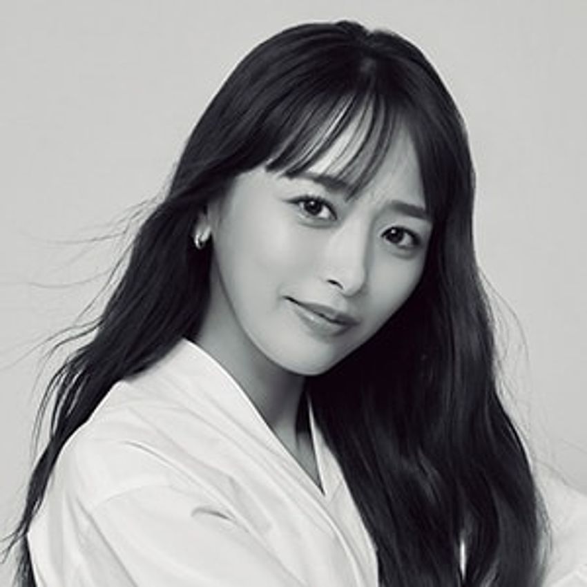 「カルティエ」も「ティファニー」も自然体で。女性目線で紐解く“好印象なアクセ使い”のヒント - 4枚目の画像