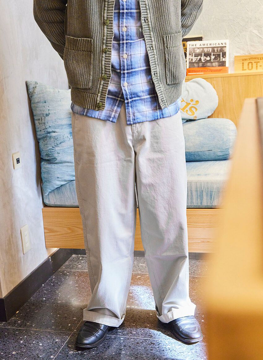 デニム級に使える「リーバイス」の優秀パンツをスタッフが推薦！ TOP3はバギーチノ、カーゴ、そして…… - 6枚目の画像