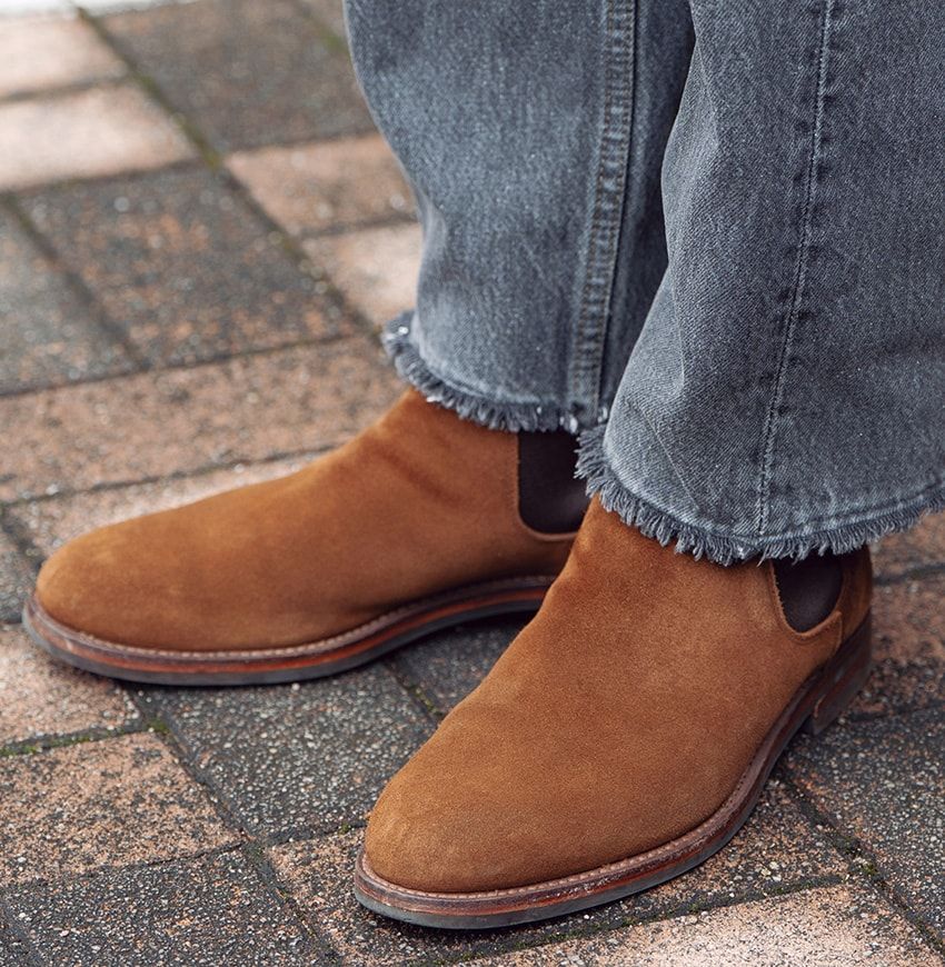 “紳士の洗練”を味方に。ジョンロブ、ジミー チュウほか、伝統を継ぐ英国産ブーツを厳選！ - 2枚目の画像