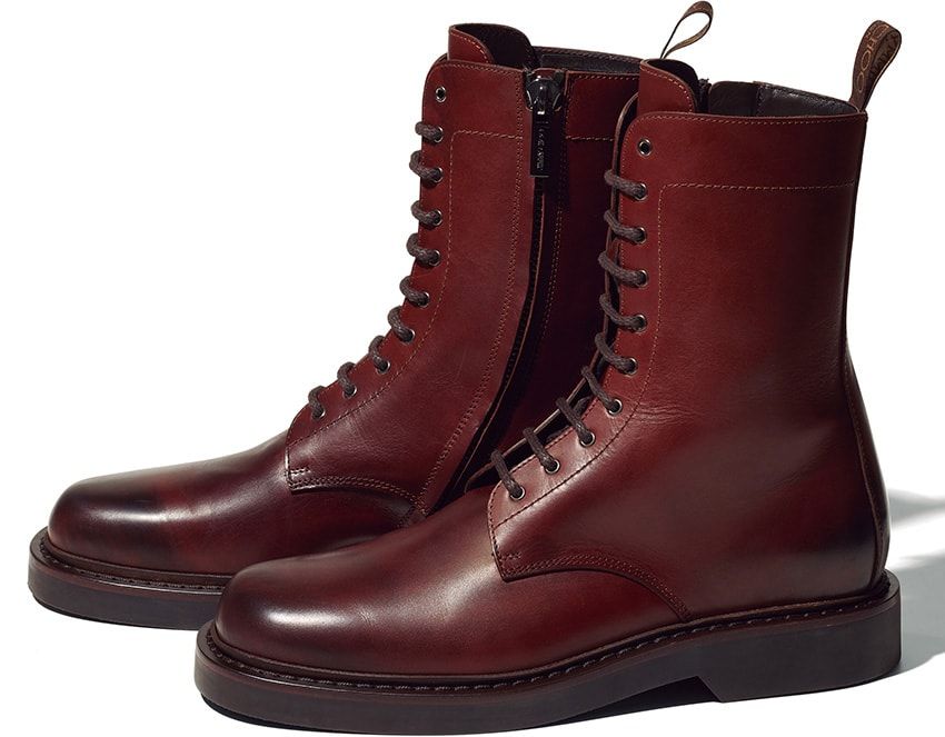 18万7000円／ジミー チュウ　0120-013-700