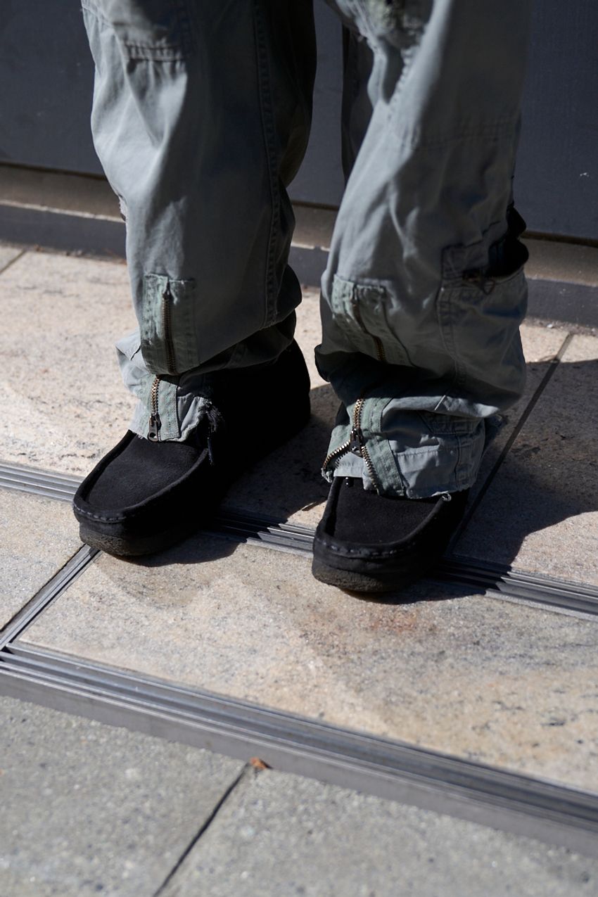 カッコ良い人“古着パンツ”愛用率高し！軍パン、黒パンetc.春先の実用例をスナップで - 12枚目の画像